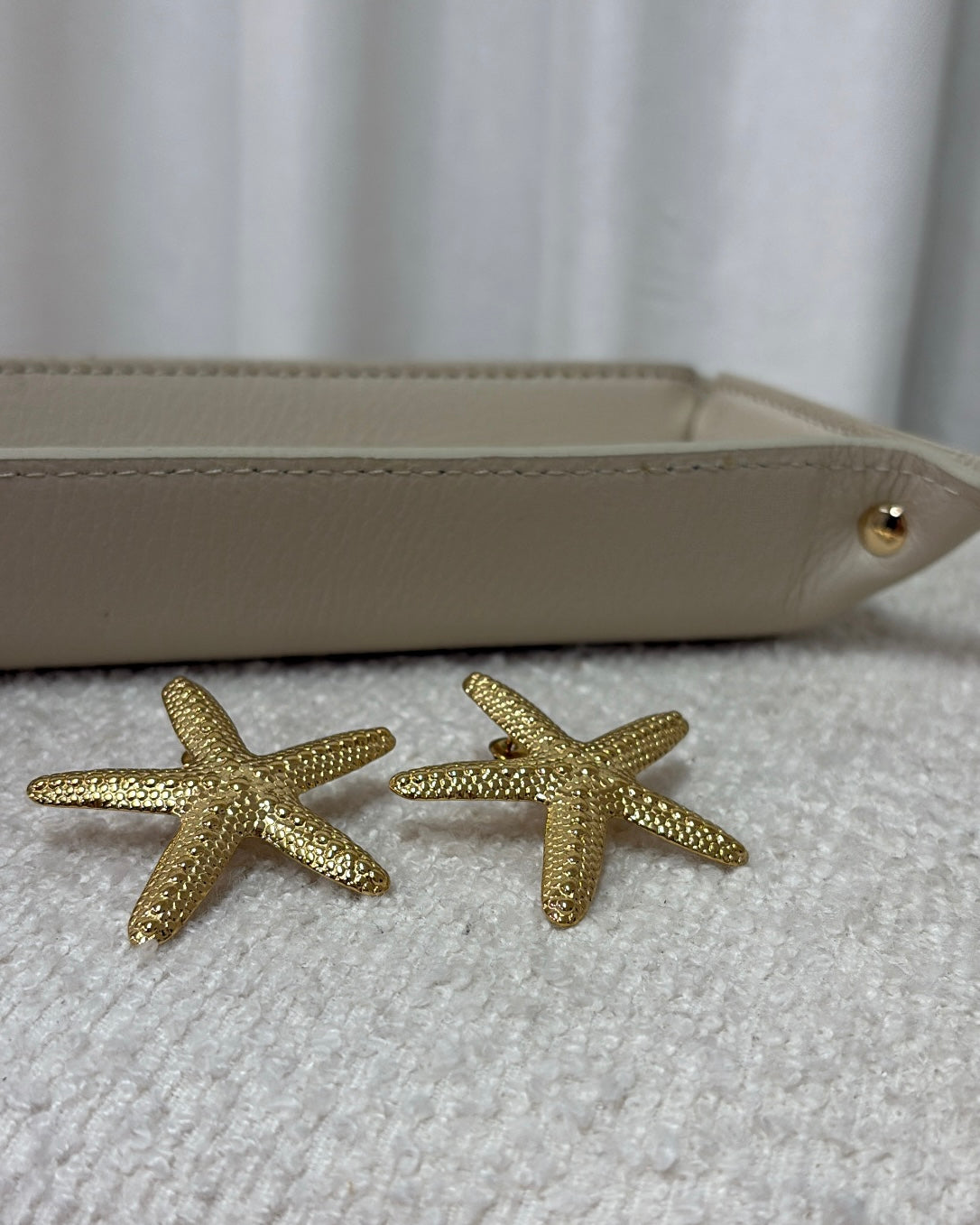 AMYvra LaLunaTheLabel Earrings Gold
