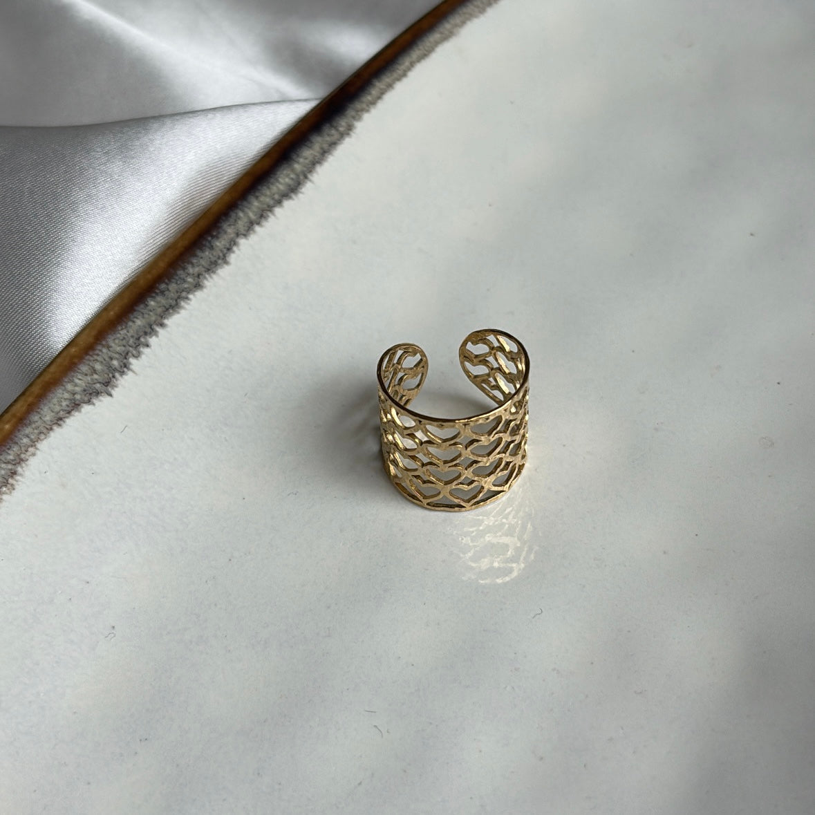 AMHart LaLunaTheLabel Ring