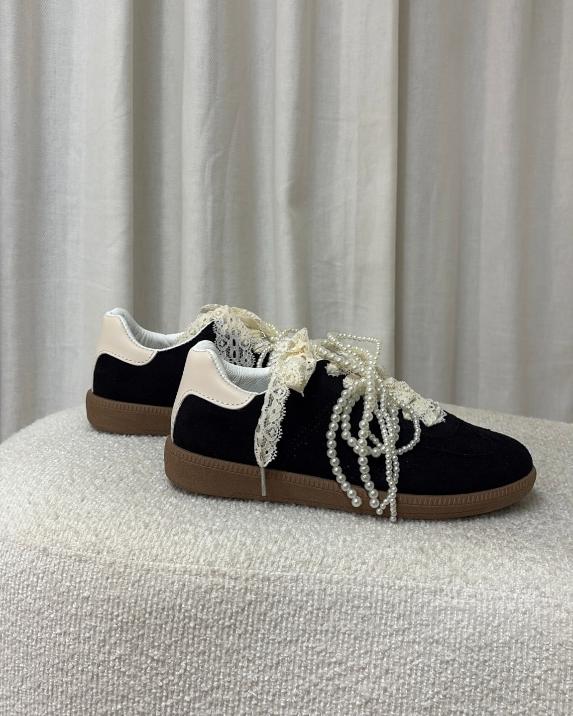 AMPearl B-6611 Black Shoes