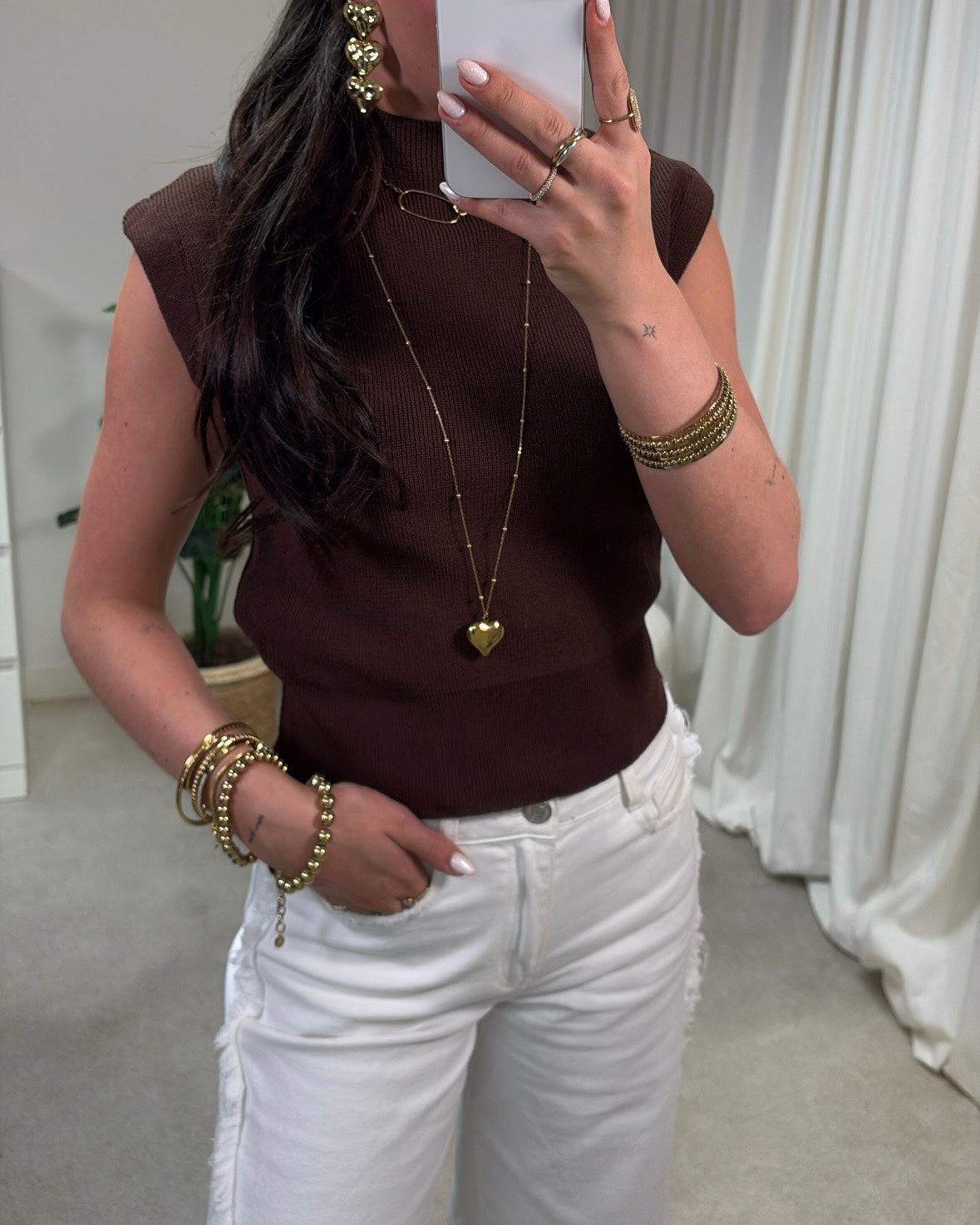 AMDalia Top
