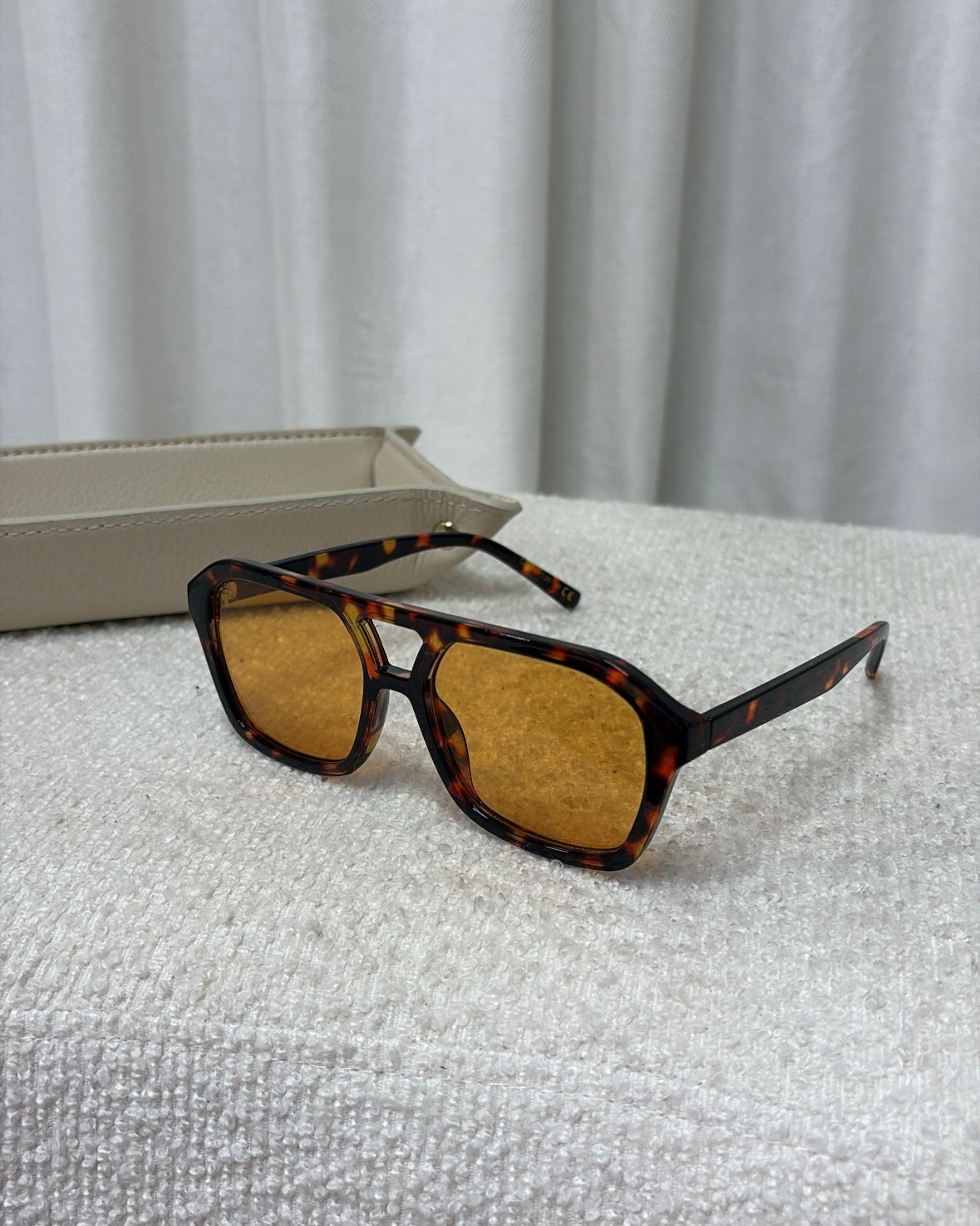 AMSunova Sunglasses Orange