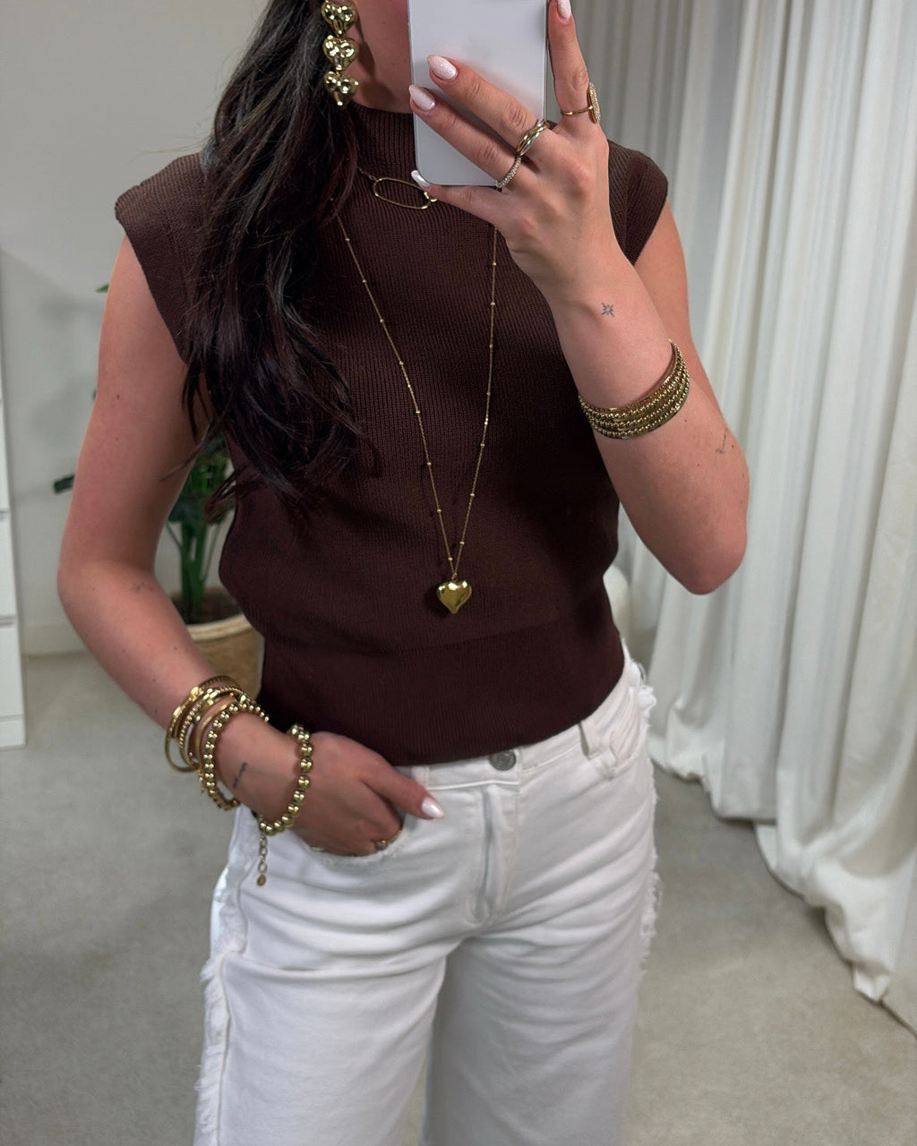 AMDalia Top